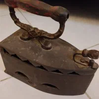 اتو زغالی