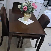 میز ناهار خوری