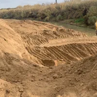 له رودخونه ای وخاک مخصوص باغ ونهال وگلخانه|خدمات باغبانی و درختکاری|ساری, |دیوار