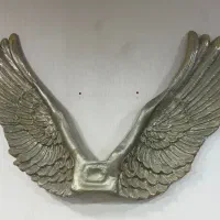 لوازم سالن زیبایی،مجسمه بال فرشته،صندلی،تخت مژه