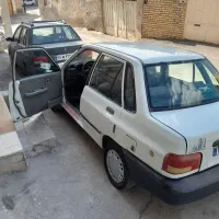 پراید سفید
