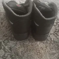 کفش به می‌رسد