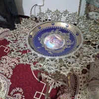 میوه خوری کنار سالنی