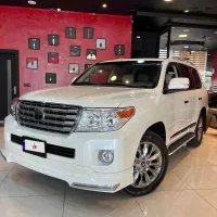 لندکروز ۲۰۱۵ با ۸ سیلندر کارکرد ۷۰ تا