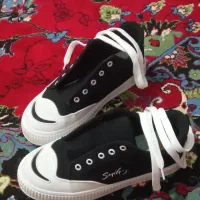 کفش زنانه مدل اسمایل
