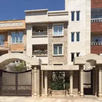 فروش-آپارتمان-سه-خواب-قیمت-استثنایی-میدان-دریاچه