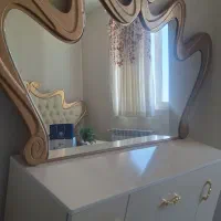 اینه و کنسول