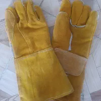 ماسک و دستکش