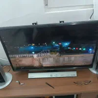 ال سی دی 32