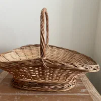 سبد چوبی سالم و کاملا نو
