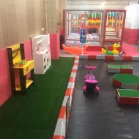سافت پلی و پیست ماشین خانه بازی