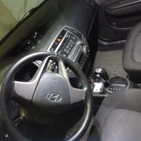 هیوندا i20