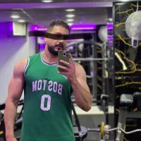 مربی و برنامه تخصصی بدنسازی آنلاین