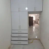 کمددیواری کشودار