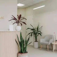 مطب کلینیک ۲۰۰ متری حاشیه فلسطین همکف و اول