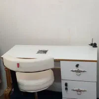 میز کاشت ناخن و صندلی