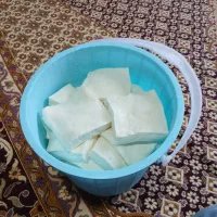 پنیر محلی پر چرب با هماهنگی قبلی
