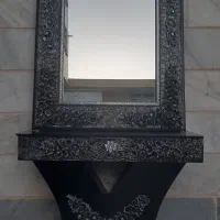 اینه و کنسول