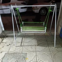 گهواره بچه فلزی