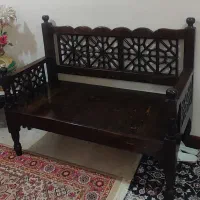 تخت سنتی چوبی