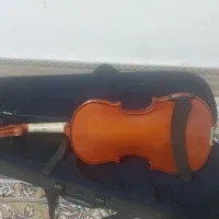 یک عدد ویالون خوب خوش صداو تمیز