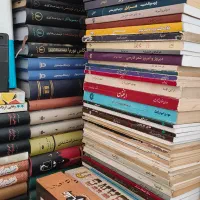 فروش ۲۰۰ جلد کتاب رمان و تاریخی