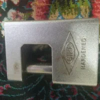 قفل کتابی