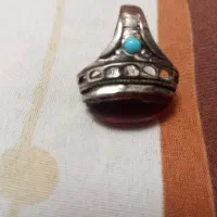 انگشتر عقیق کنار فیروزه