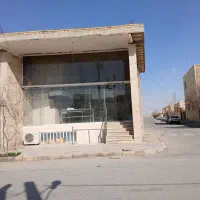 مغازه تجاری وزیرزمین مسکونی