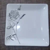 سرویس چینی ۱۲ نفره آکبند استفاده نشده