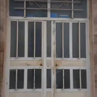 شاگرد رنگ آمیز هستم