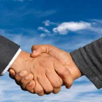 همکاری با صاحبان کسب‌وکار برای توسعه آنلاین