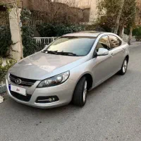 جک j5 اتومات بی رنگ‌ کم کارکرد