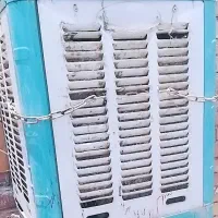 کلر ابی ۳۰۰ در حد نو بفروش می رسد.
