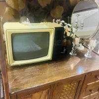تلوزیون قدیمی آباژور برقی گردسوز نفتی