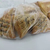 کلوچه خرمایی مثلثی و رژیمی خانگی
