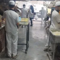 به یک فروشنده خانم نیازمندیم