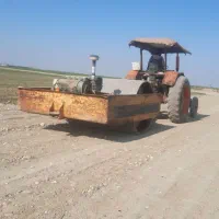 تراکتور و غلطک چهار سیلندر