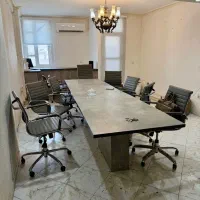 میز کنفرانس