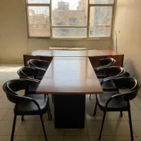 میز کنفرانس