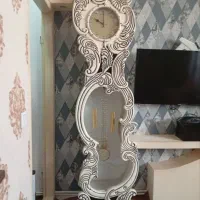 ساعت چوبی سالم