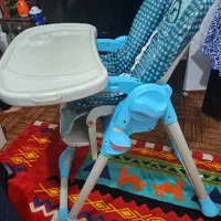 صندلی کودک کره ای