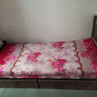 تخت‌خواب‌تک‌نفره