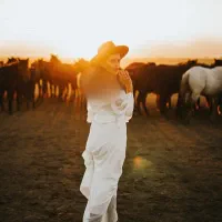 آتلیه عکاسی فیلمبرداری عروسی عقد فرمالیته تولد