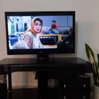 تلویزیون ال جی۴۲  اصل همراه با میز ودیجیتال سرخود