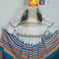 لباس محلی.|لباس|کلاچای, |دیوار