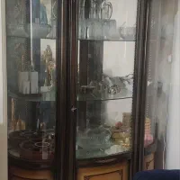بوفه چوبی جنس عالی و محکم،سالمه سالم هست