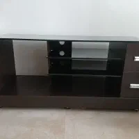 میز تلویزیون چرخدار