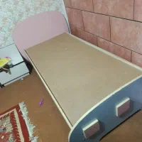 تخت تک نفره سالم