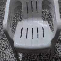 صندلی پلاستیکی دسته دار